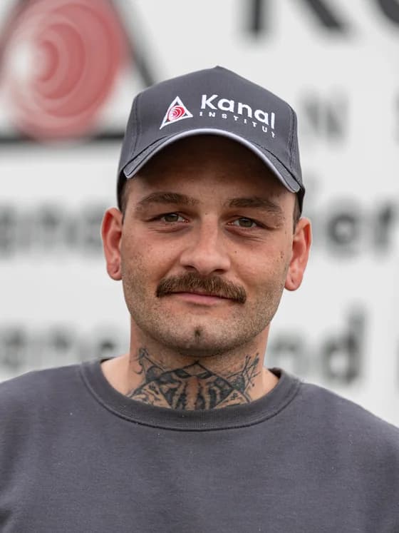 Pascal Hirter, Kanal-Institut AG